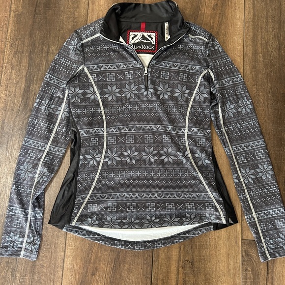 Alp N Rock Sweaters - Alp N Rock Women’s Quarter Zip Pullover Nordic Snowflake Gray Size M